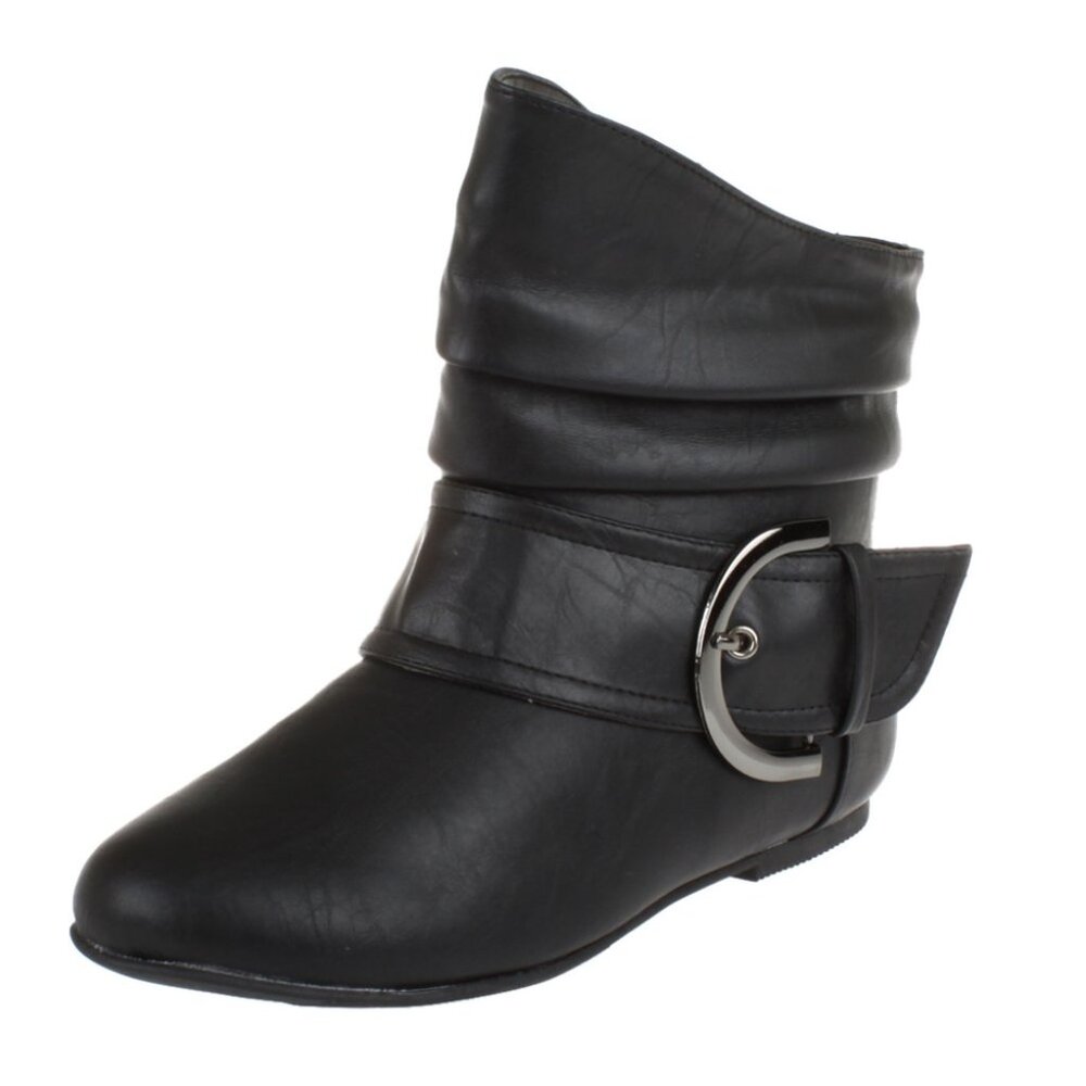 Top Moda Round Toe Slouched Large Buckle Flat Heel Leatherette Ankle Boots